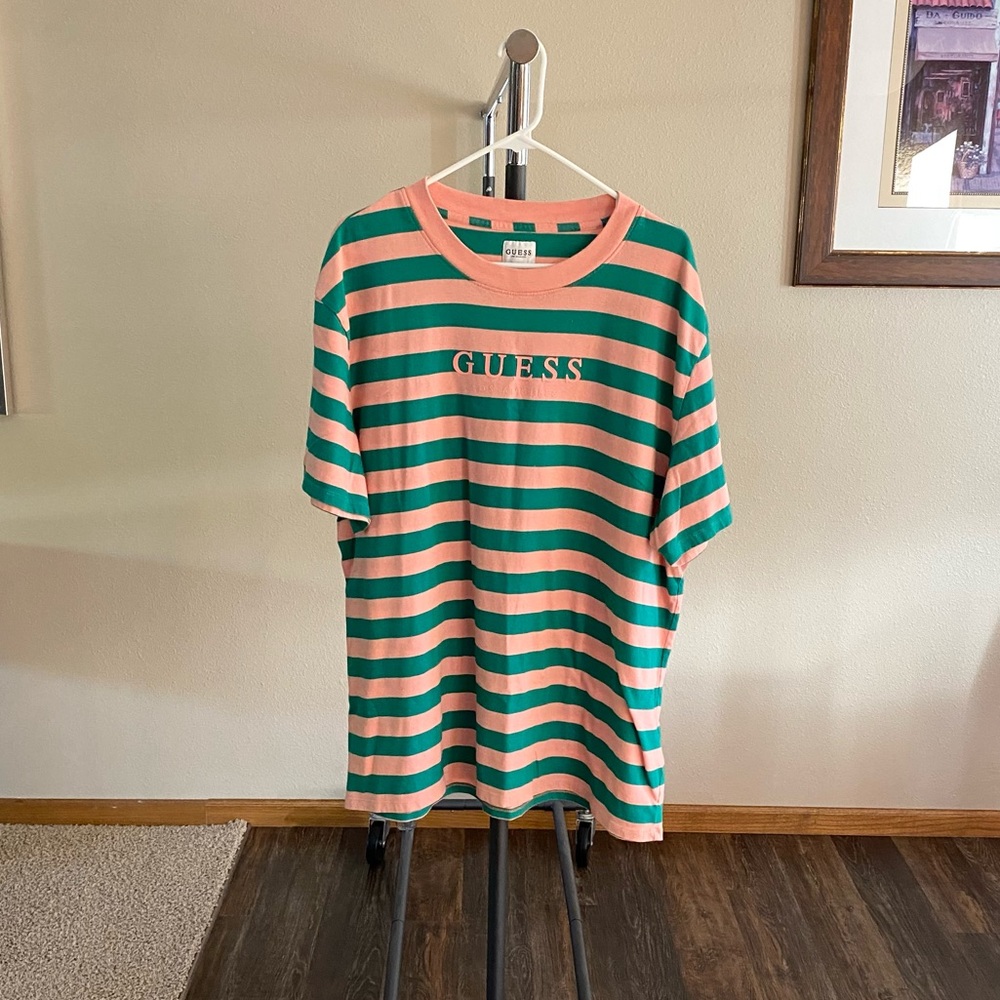 Guess T-Shirt